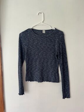 Blue ribbed long sleeve shirt large